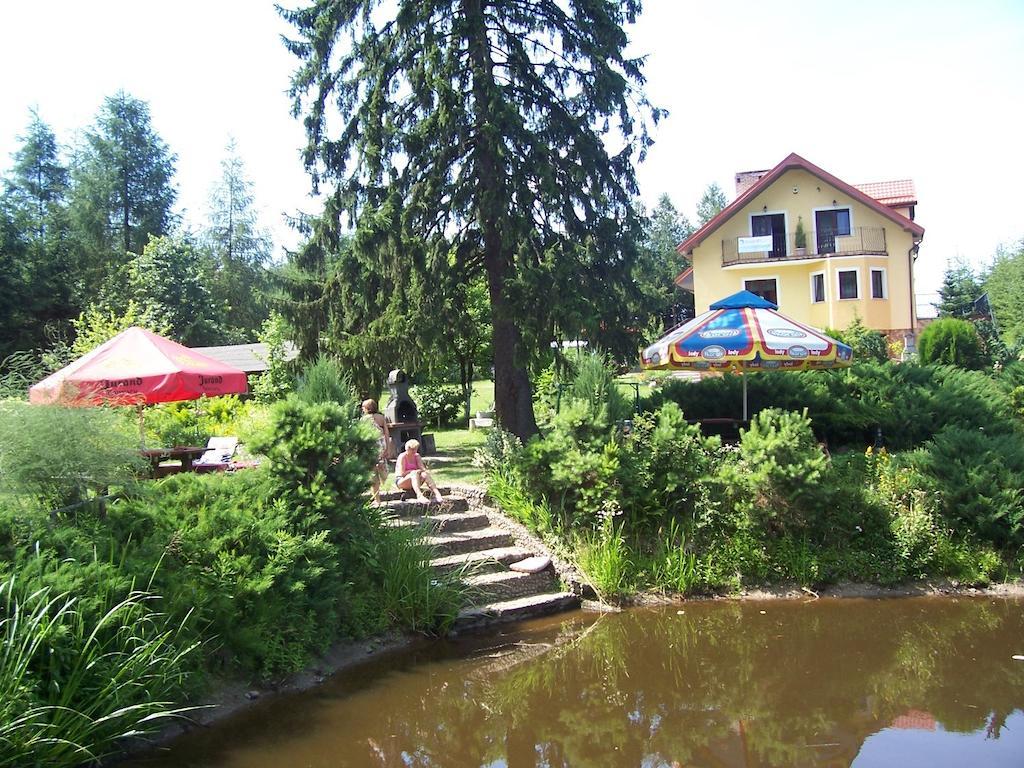 Вилла Gosciniec Nad Stawem Щитно Экстерьер фото