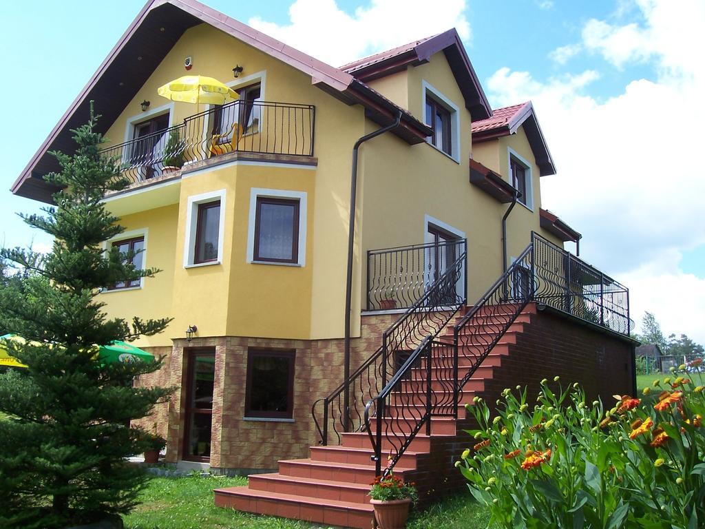 Вилла Gosciniec Nad Stawem Щитно Экстерьер фото